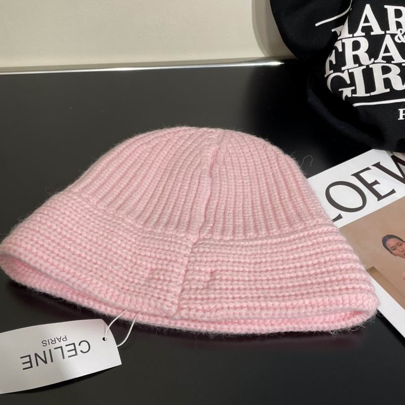 Celine hat 34 (49)